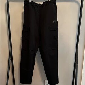 Nike Men's Cargo Pants in Black
